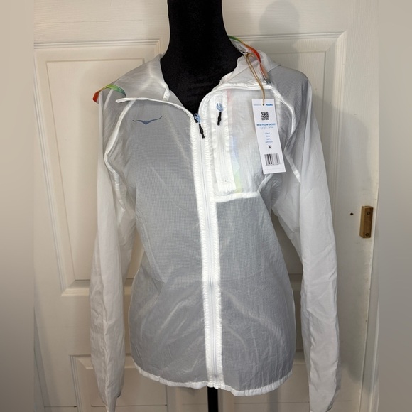 Hoka Jackets & Blazers - Hoka White Skyflow Jacket for Women Small 1141671